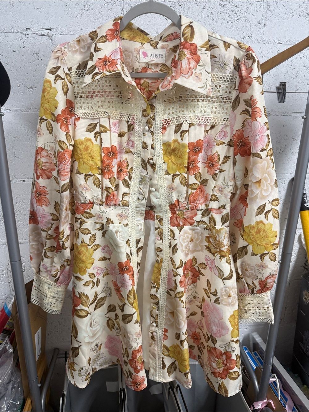 Latiste Floral Lace-Trim Button Dress Blouse Cream, Yellow Coral Size Large NWOT